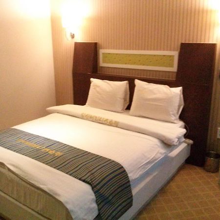 Apsan Business Hotel Тегу Стая снимка
